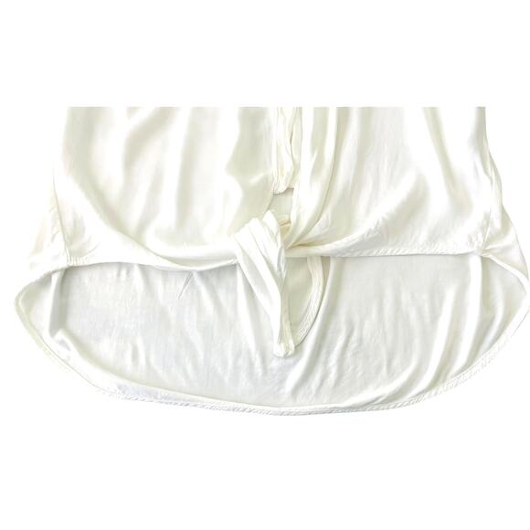 TRANSFER LONG ROLL-TAB SLV, V-NECK, POINTED COLLAR BLOUSE, WOMENS, XL, WHITE - Picture 5 of 12